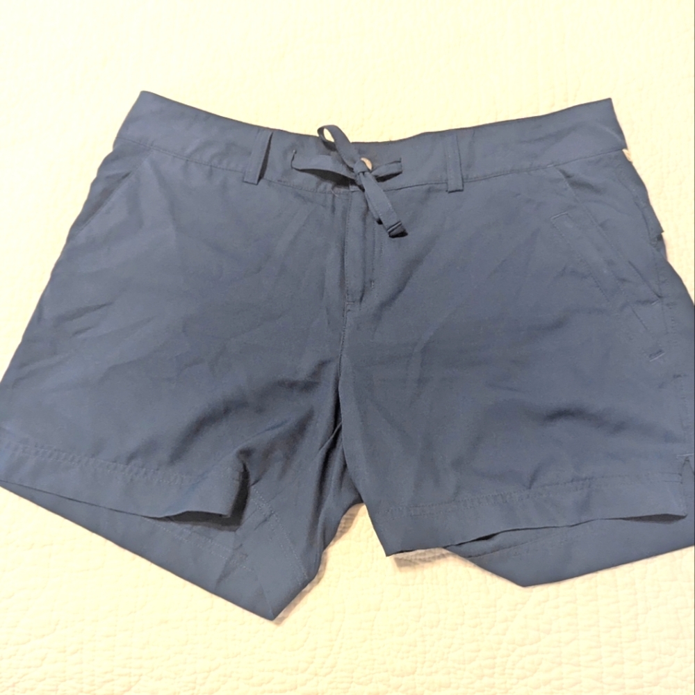 *Free with purchase* Women's Magellan navy shorts size L